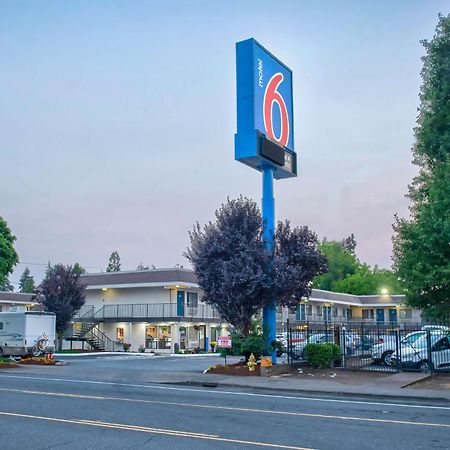 Motel 6-Salem, Or Eksteriør billede