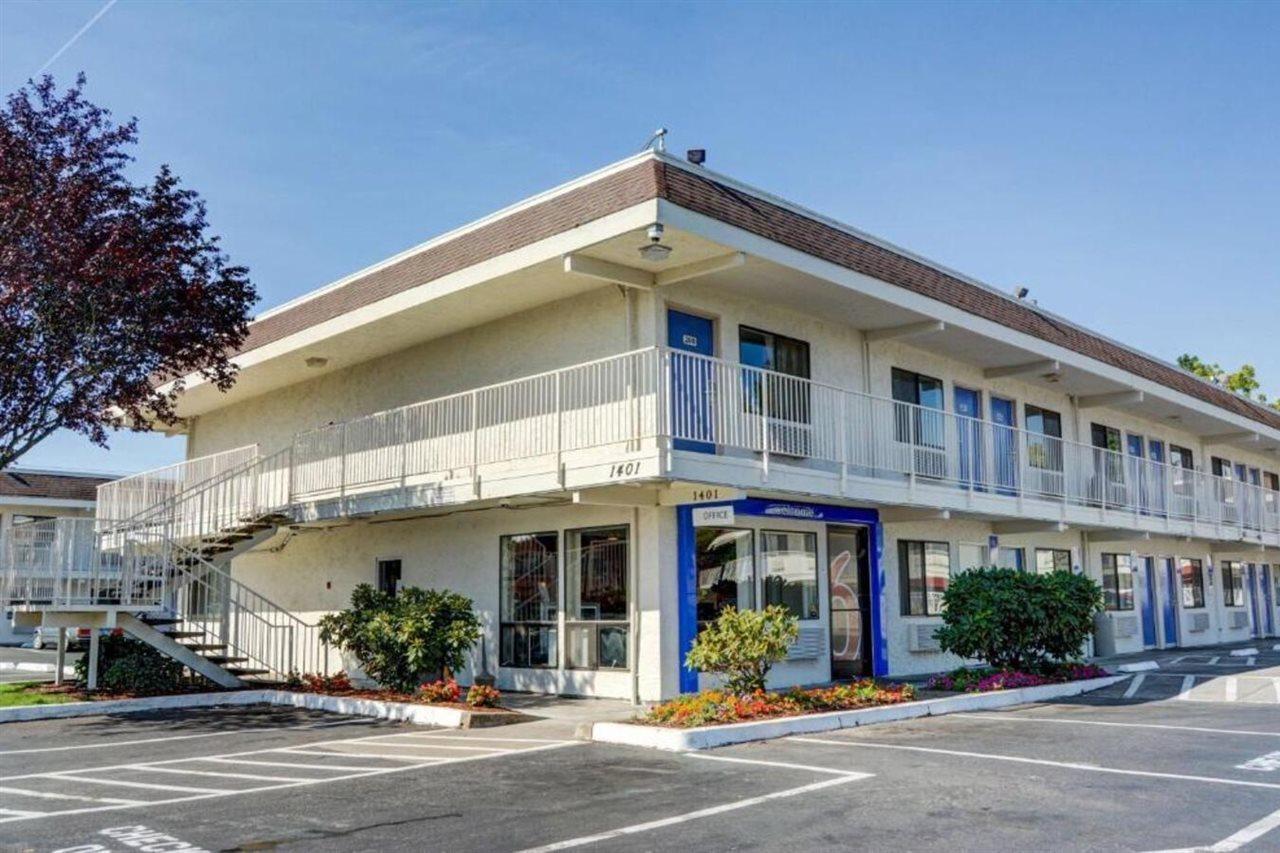 Motel 6-Salem, Or Eksteriør billede