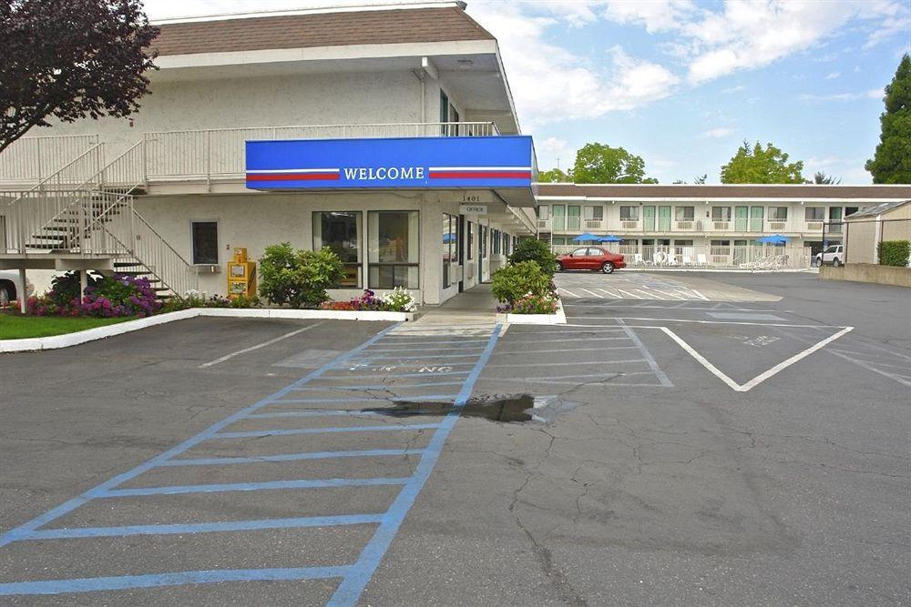 Motel 6-Salem, Or Eksteriør billede