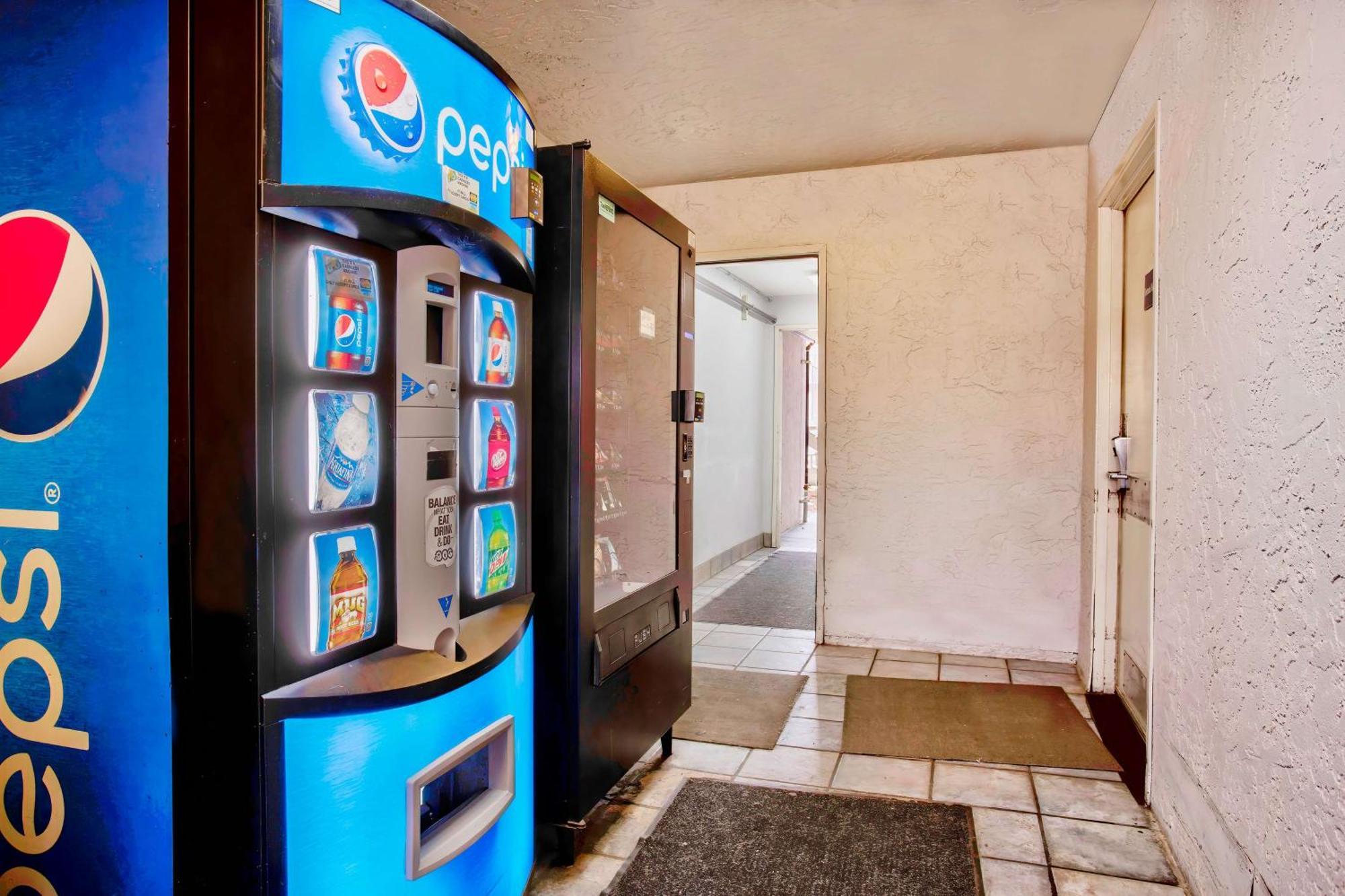 Motel 6-Salem, Or Eksteriør billede