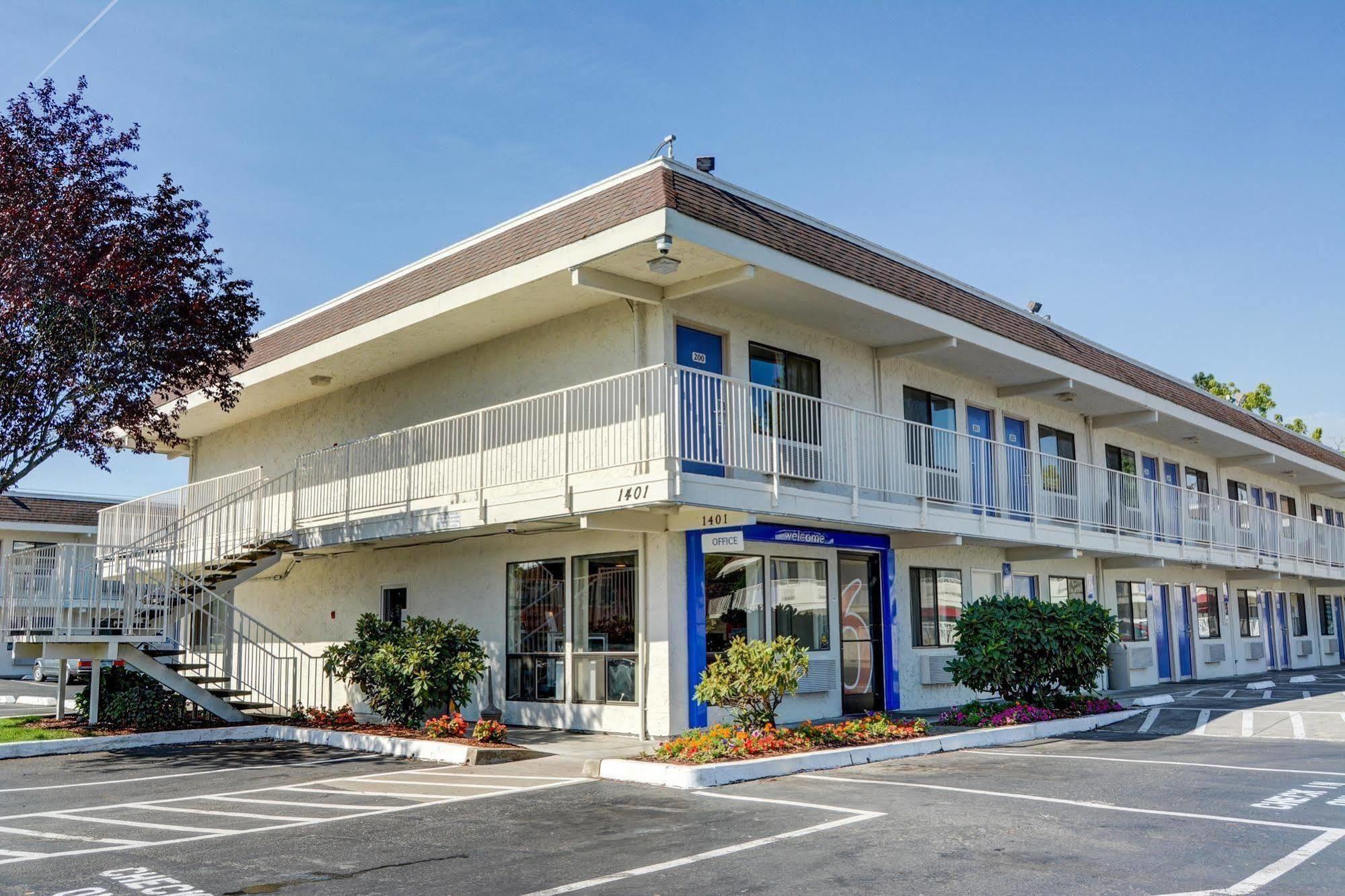Motel 6-Salem, Or Eksteriør billede